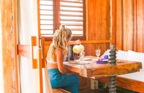 Caicara House | Vila Beijú BARRINHA: Oceanfront Escape with Spa & Pets Welcome