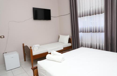 Berat Apartment | Cozy Vila Besim: Family and Pet Friendly Retreat