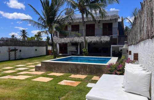 Prea Villa | Vila Bless: 4-Bedroom Retreat with Pool and Beach Tennis