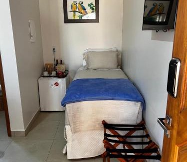 Alto Paraiso de Goias House | Vila Bonita: Oceanfront Retreat with Spa & Pet-Friendly Perks