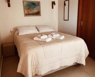 Alto Paraiso de Goias House | Vila Bonita: Oceanfront Retreat with Spa & Pet-Friendly Perks