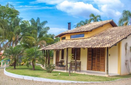 Vale dos Pinheiros Hotel | Vila Chico: Oceanfront Haven with Pet-Friendly Amenities