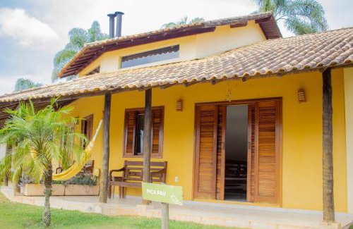 Vale dos Pinheiros Hotel | Vila Chico: Oceanfront Haven with Pet-Friendly Amenities