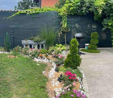 Bijeljina Villa | Pet-Friendly Vila City: Family Comfort with Breakfast & More