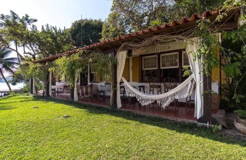 Paraty Villa | Relaxing Villa with Private Beach and Ocean View near Paraty