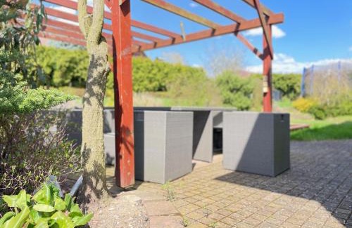 Detenice House | Relax at Vila Dětenice: Pet-Friendly with Spa Amenities