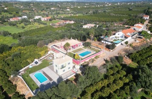 Silves Apartment | Oceanfront Paradise at Vila da Mesa - Rated 9.2/10!