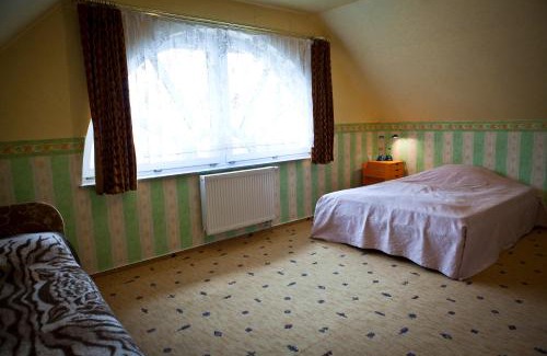 Demanova House | Top-Rated Vila Demanova: Pet-Friendly & Family-Oriented