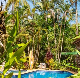 Boicucanga Beach House | Vila dos Tupinambás: Family-Friendly Stay with Ocean Views