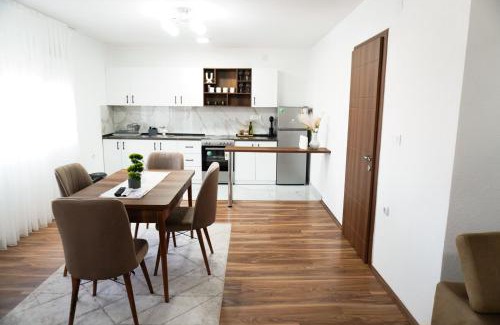 Gevgelija Apartment | Pet-Friendly Vila Elena: Guest Rated 9.8/10 for Families