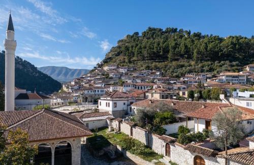 Berat Villa | Vila Era