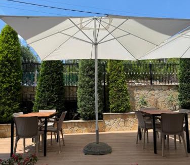 Ksamil House | Child-Friendly Stay at Vila Ervin First Floor - 10/10 Rating