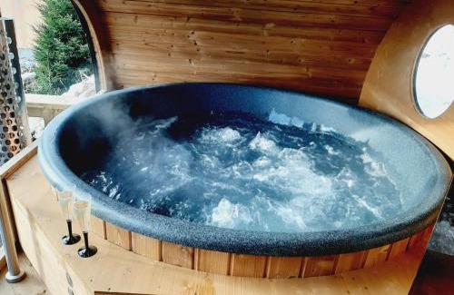 Ranca Villa | Cozy Vila Esperia Rânca: Family-Friendly with Hot Tub