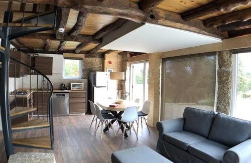 Casteloes House | Charming Holiday Homes in Portugal with Pool & Family-Friendly Amenities