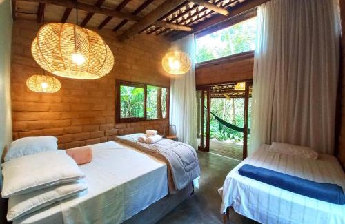 Alto Paraiso de Goias Cabin | Serene Vila Floresta - Chalé da Mata with Kitchen Amenities