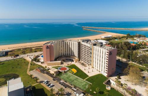 Vilamoura Hotel | Discover Vila Gale Ampalius: Oceanfront Relaxation Awaits