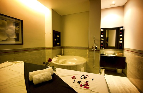 Meia Praia Hotel | Explore Vila Gale Lagos: 4-Star Stay with Spa & Pool Access