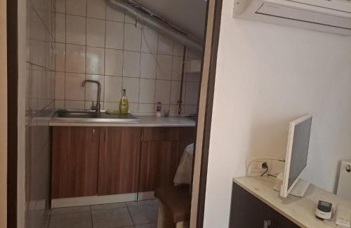 Valu lui Traian House | Budget-Friendly Vila Gherghisan: Child Friendly Getaway
