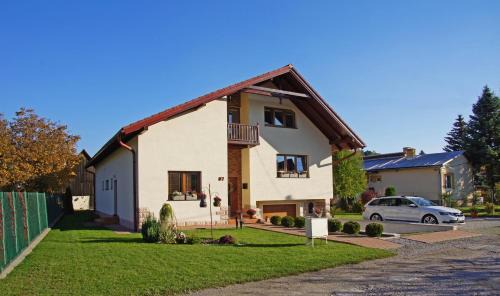 Raksa House | Discover Vila Harmónia: Rated 9.5/10, Pet-Friendly Retreat