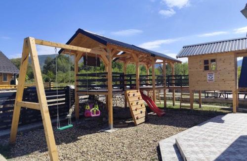 Zdrelo Villa | Ideal Getaway: Vila Homoljska Idila in Banja Zdrelo