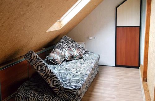 Ukmerge Villa | Central Vila House: Ideal for Families and Pet Lovers