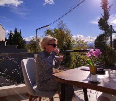 Korce House | Pet-Friendly Vila Kace: 4-Star Hotel with Hot Tub & Breakfast