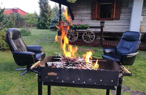 Panevezys county Villa | Discover Vila Kaubariški: Pet-Friendly Getaway with Hot Tub