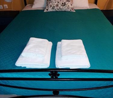 Kavallos Apartment | Exceptional Vila Kavalina: Pool & Family-Friendly Retreat