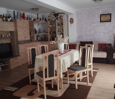 Navodari Villa | Discover Vila la 4 Turturici: Pet and Child Friendly Stay