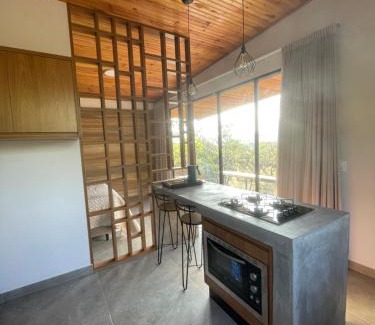 Cavalcante Ski Chalet | Experience Vila Libélula: Top-Rated Retreat with Hot Tub