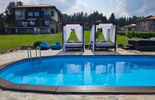 Tsigov Chark House | Discover Vila Lidia: Pet-Friendly Oasis with Ocean Views