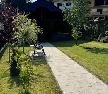 Sangeorz-Bai House | Vila Luminita: Oceanfront Oasis with Pool & Hot Tub