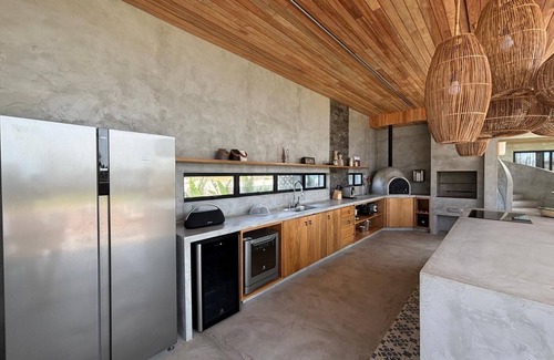Fortim House | Vila Luzes Luxury House with Sea View in Fortim!
