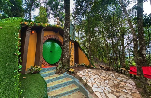 Bueno Brandao Villa | Discover Vila Mágica Pousada: Pet-Friendly Ocean View Retreat