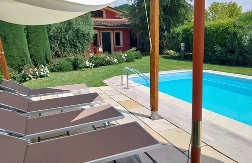 Porcari Villa | Villa Madi: Family-Friendly Stay with Ocean Views & Pool