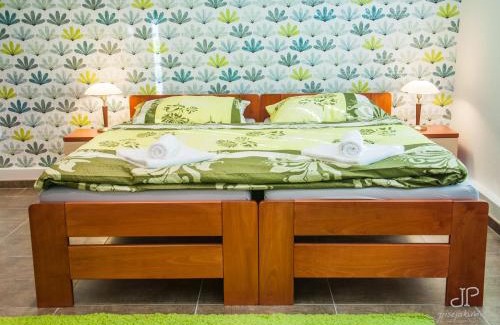 Luhacovice Apartment | Relaxing Vila Magnolie: 4-Star Stay with Spa & Breakfast