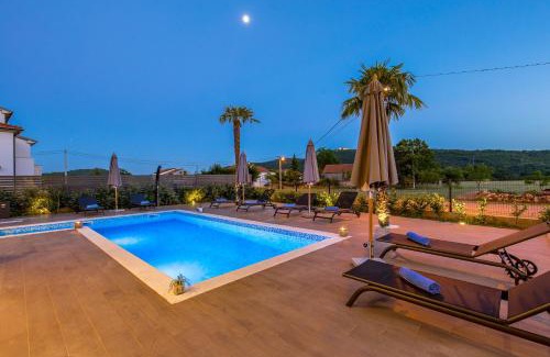 Sarsoni Villa | Discover Vila Mia Opatija Dražice: Oceanfront Bliss Awaits