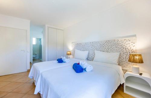Meia Praia Apartment | Oceanfront Vila Palmeira Beach Resort - Rated 9.2/10