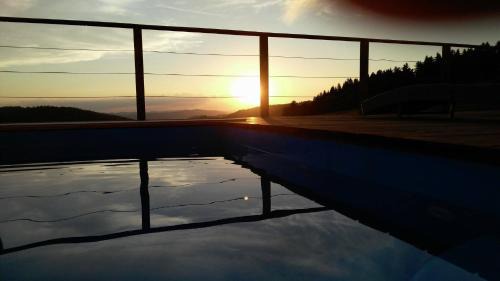Predni Vyton House | Discover Vila Pasečná - Lipno: 4-Star Oceanfront Retreat