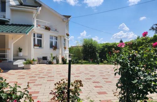 Alba Iulia House | Family-Friendly Vila Reghina - Guest Rated 10/10