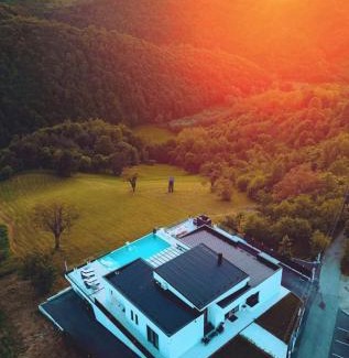 Cazin Villa | Vila Salkic