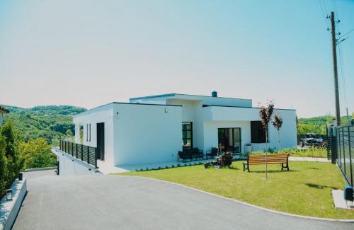 Cazin Villa | Vila Salkic