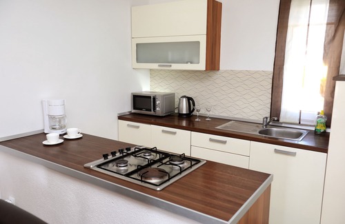 Drvenik Mali Villa | Top-Rated Vila SanAdrija with Oceanfront Pool in Trogir