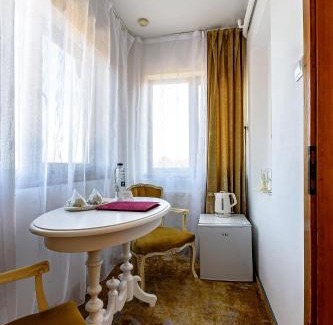 Deva House | Discover Vila SaraDa Boutique: 4-Star Stay with Hot Tub