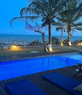 Caraiva Hotel | Vila Sereia Caraiva: Oceanfront Bliss with Pool Access