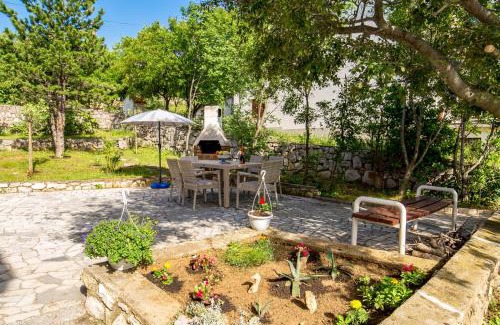 Klenovica House | Oceanview Retreat at Vila Tatjana - Rated 9/10 by Guests