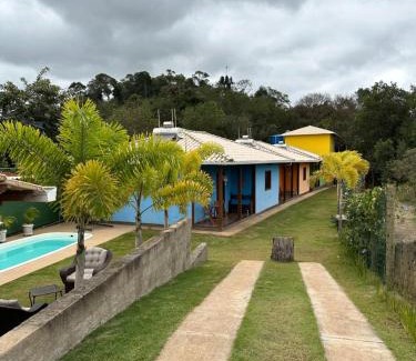 Serro Villa | Relax at Vila Verde Chalés - Cozy Suites with Pool Access