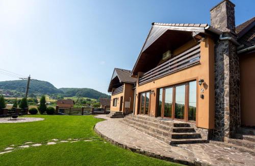 Sighisoara Apartment | Experience Vila Veve: Pet-Friendly Stay with 9.8 Rating