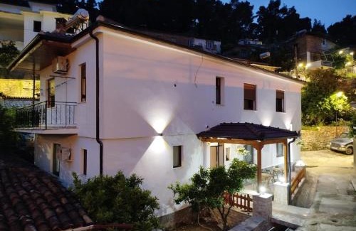 Berat House | Discover Hotel Vila Vreko B&B: Guest Rated 9.9/10