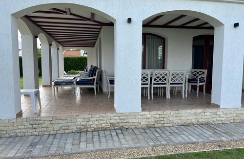 Mamaia-Sat Villa | Indulge at Vila Y2 in Arena Regia Residence with Ocean Views